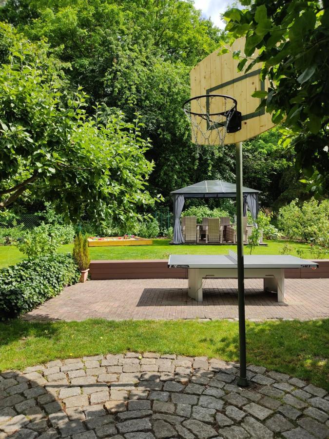 Grosszuegige Ferienwohnung Am Waldesrand Im Seenland Lauta Kültér fotó